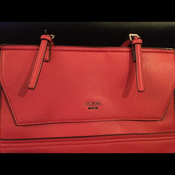 Guess bag - Picture 4 of 4